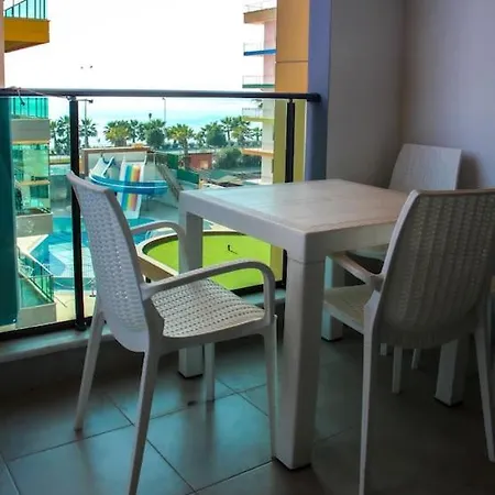 شقة Kurt Safir Euro 20 No:15 *